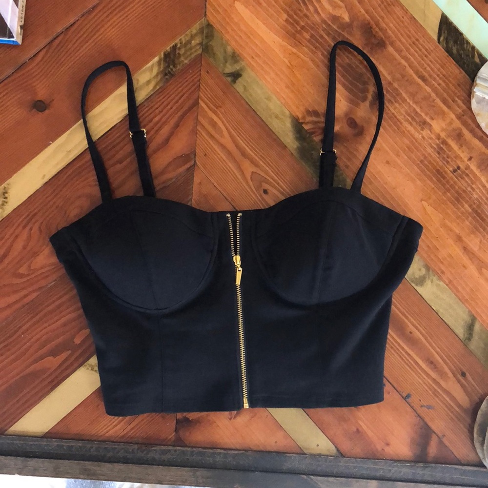 Black crop top